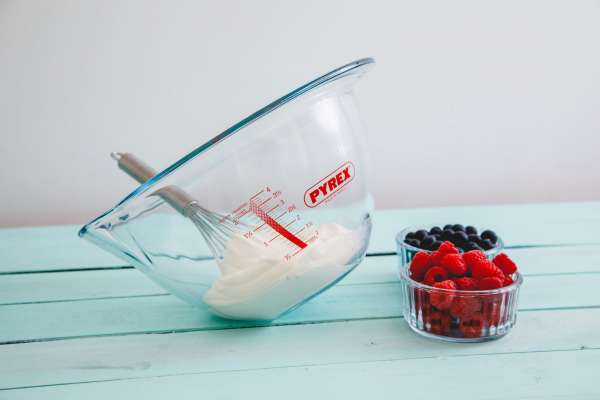 Pyrex bowl made of thick-walled borosilicate glass with wide spout & handle