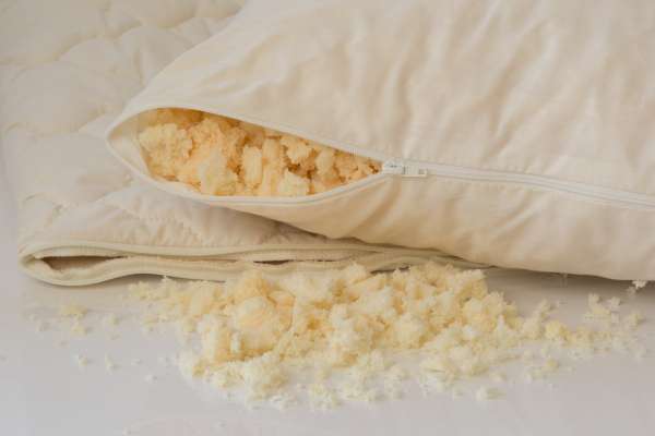 PureNature latex flock pillow with quilted organic cotton cover