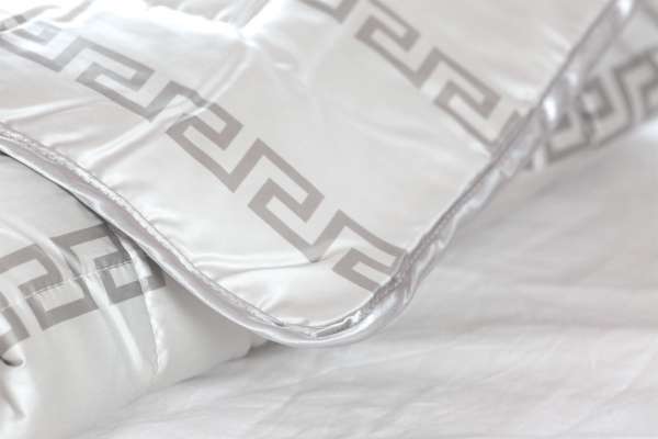 Hefel Travel Duvet and Comforter - Made from Luxury Tencel