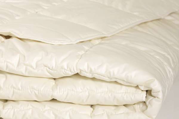 PureNature cotton duvet for allergy sufferers in summer & transition period