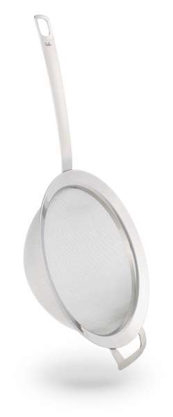 Stainless steel kitchen sieves - in three sizes from Fissler Q! Stainless steel kitchen sieves - in three sizes from Fissler Q!