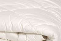 Preview: PureNature Light new wool duvet summer very air permeable Preview: PureNature Light new wool duvet summer very air permeable