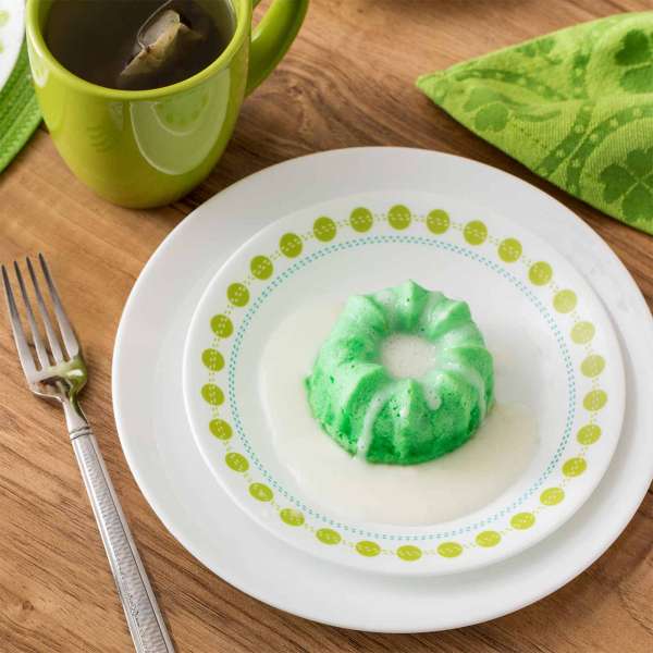 Small plate white with wave edge