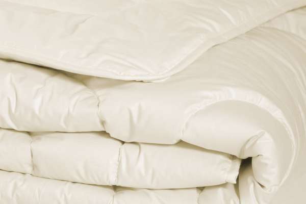 PureNature duvet camel hair summer is light and cuddly