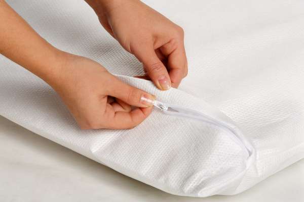 Pulmanova mite protection topper cover for your boxspring bed