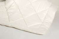 Preview: PureNature Light new wool duvet summer very air permeable Preview: PureNature Light new wool duvet summer very air permeable