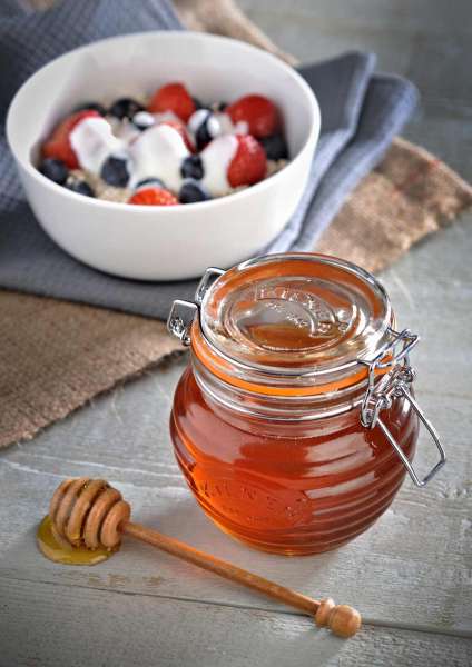 Kilner honey jar with spoon